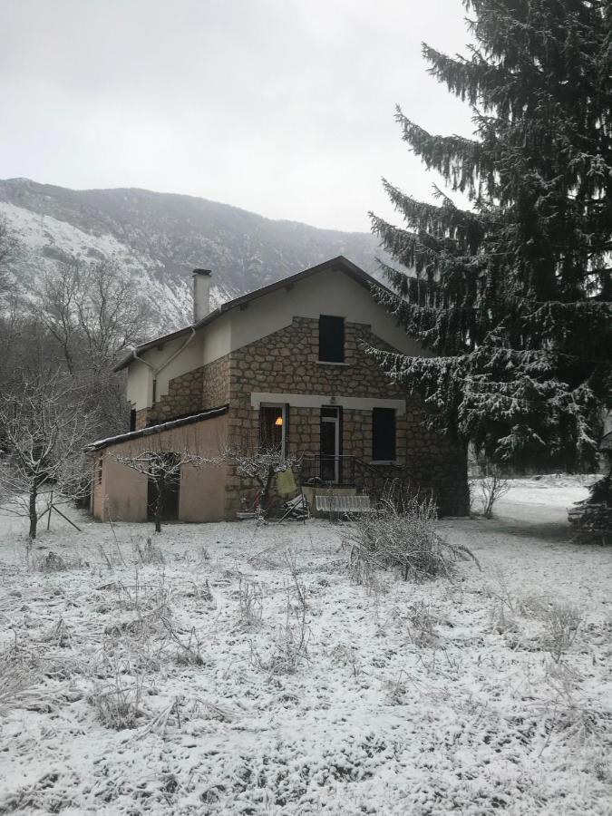Chalet Tout Confort Proche D Ax 3 Domaines Vebre Kültér fotó